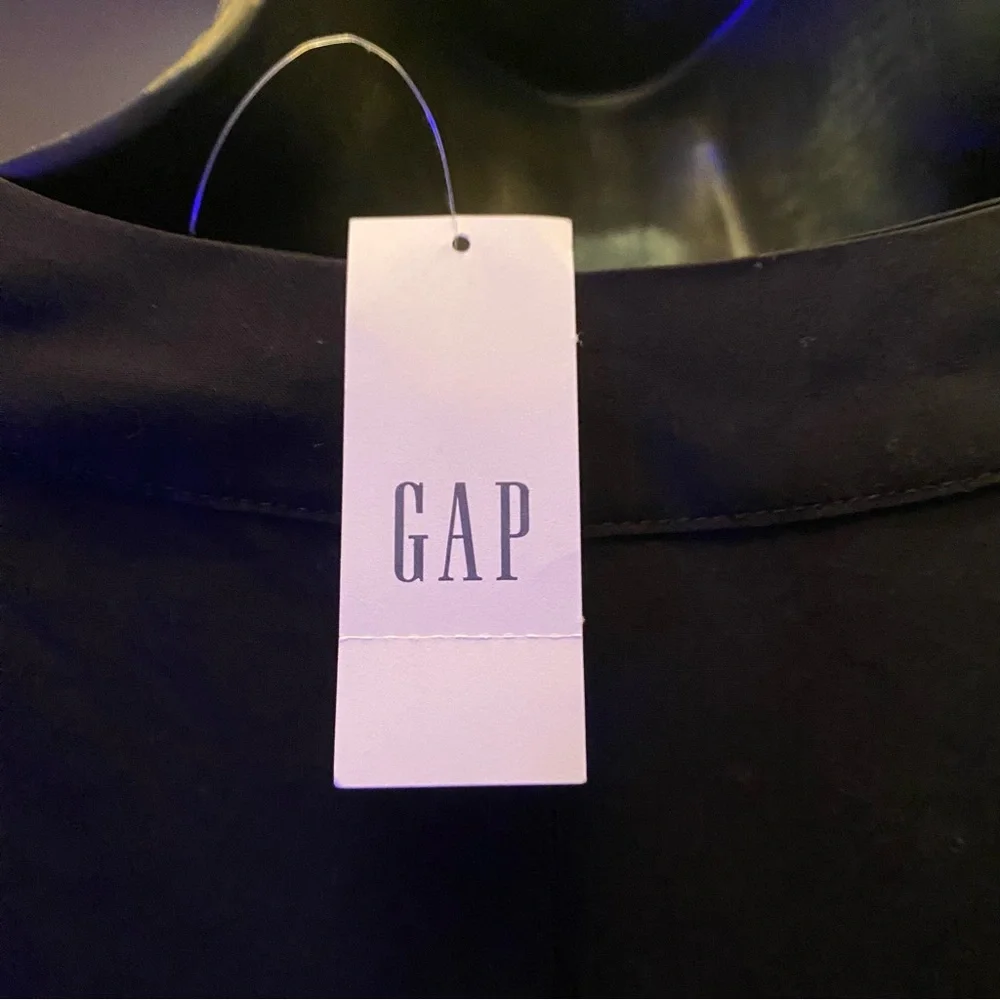 🆕Gap Womens Solid Color Casual Short Sleeve V Neck Dress Loose Fit Summer - Picture 6 of 8
